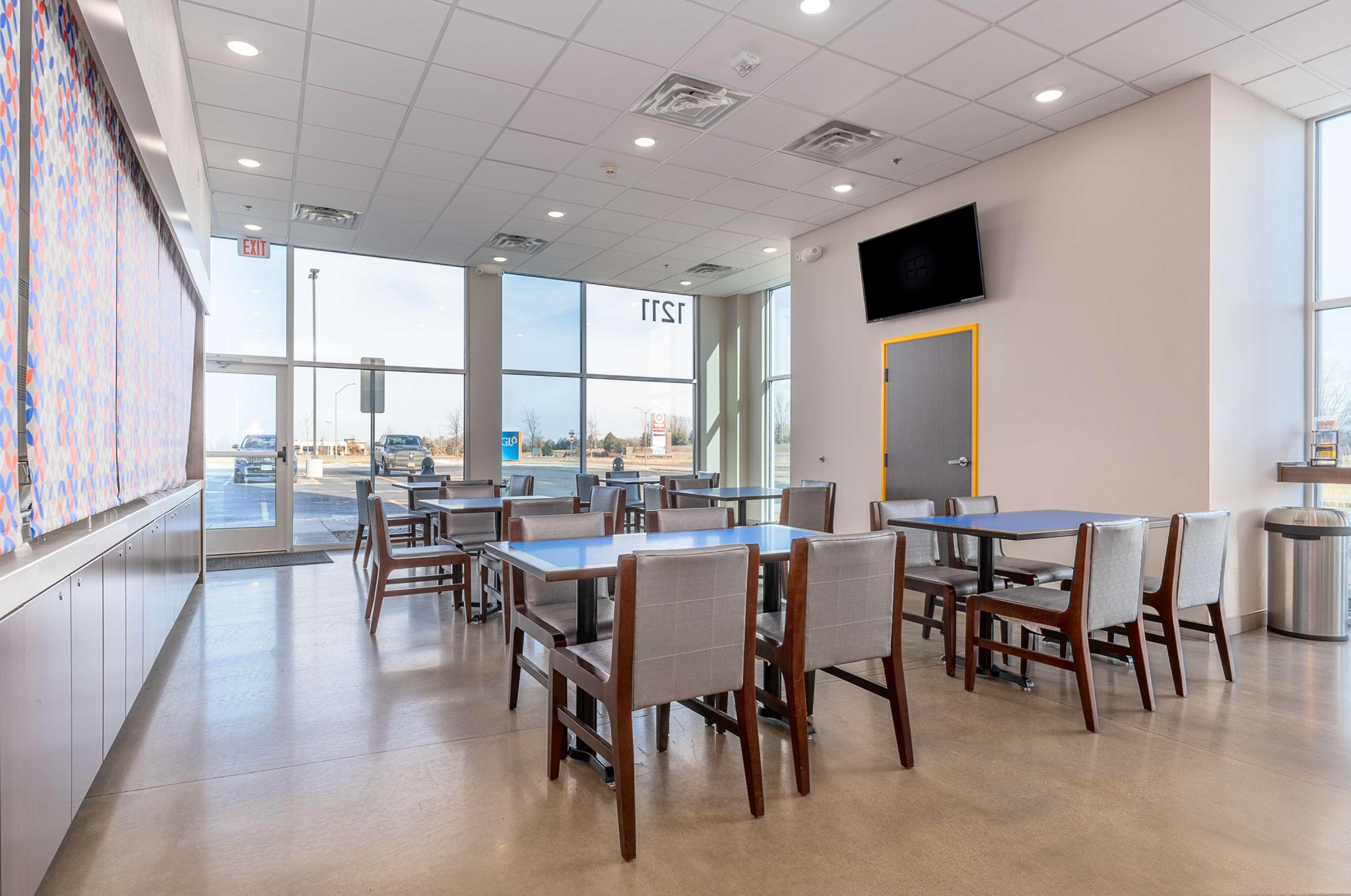 Glo Best Western Dawley Farms In Сиукс Фолс Екстериор снимка
