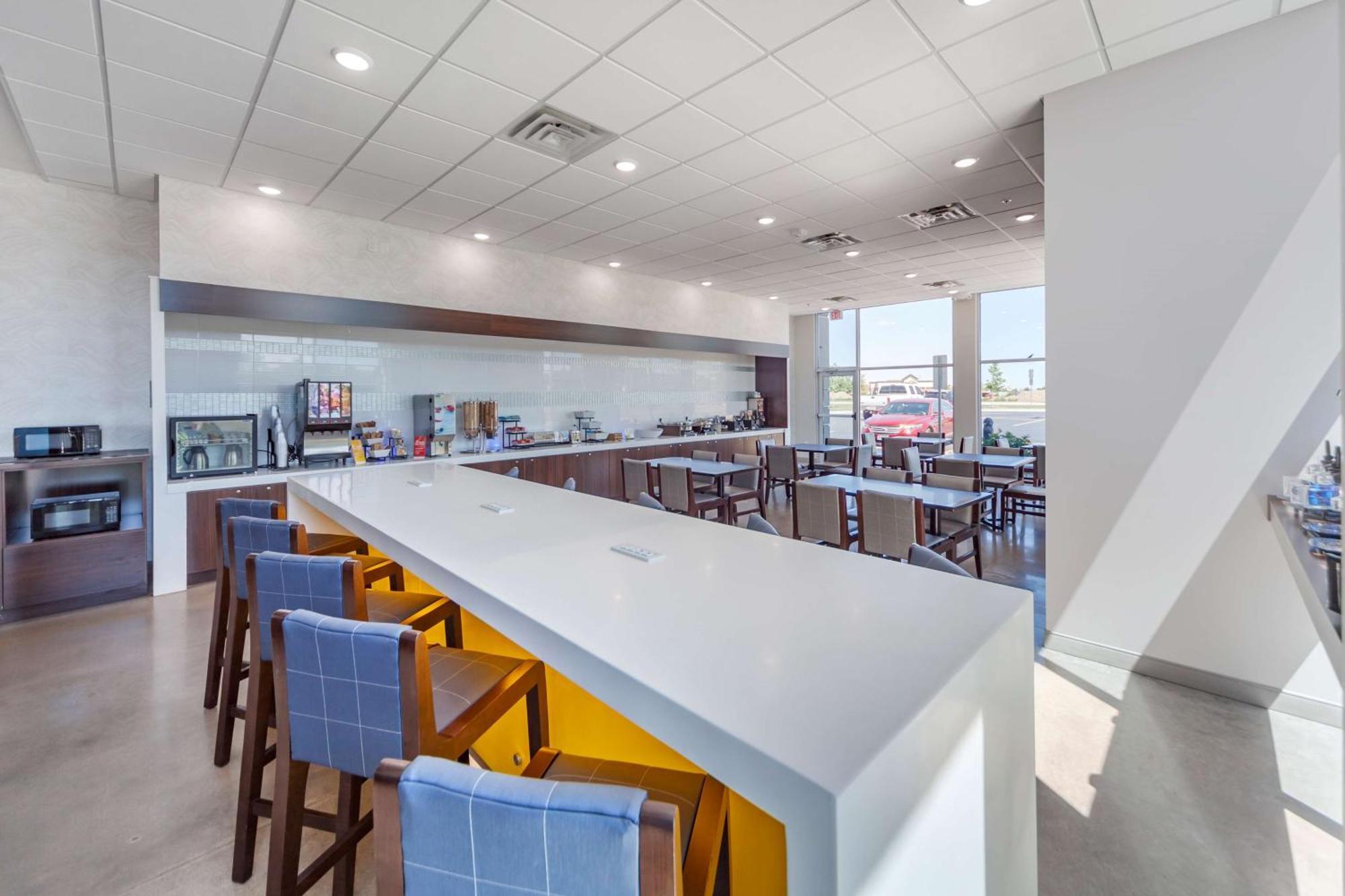 Glo Best Western Dawley Farms In Сиукс Фолс Екстериор снимка