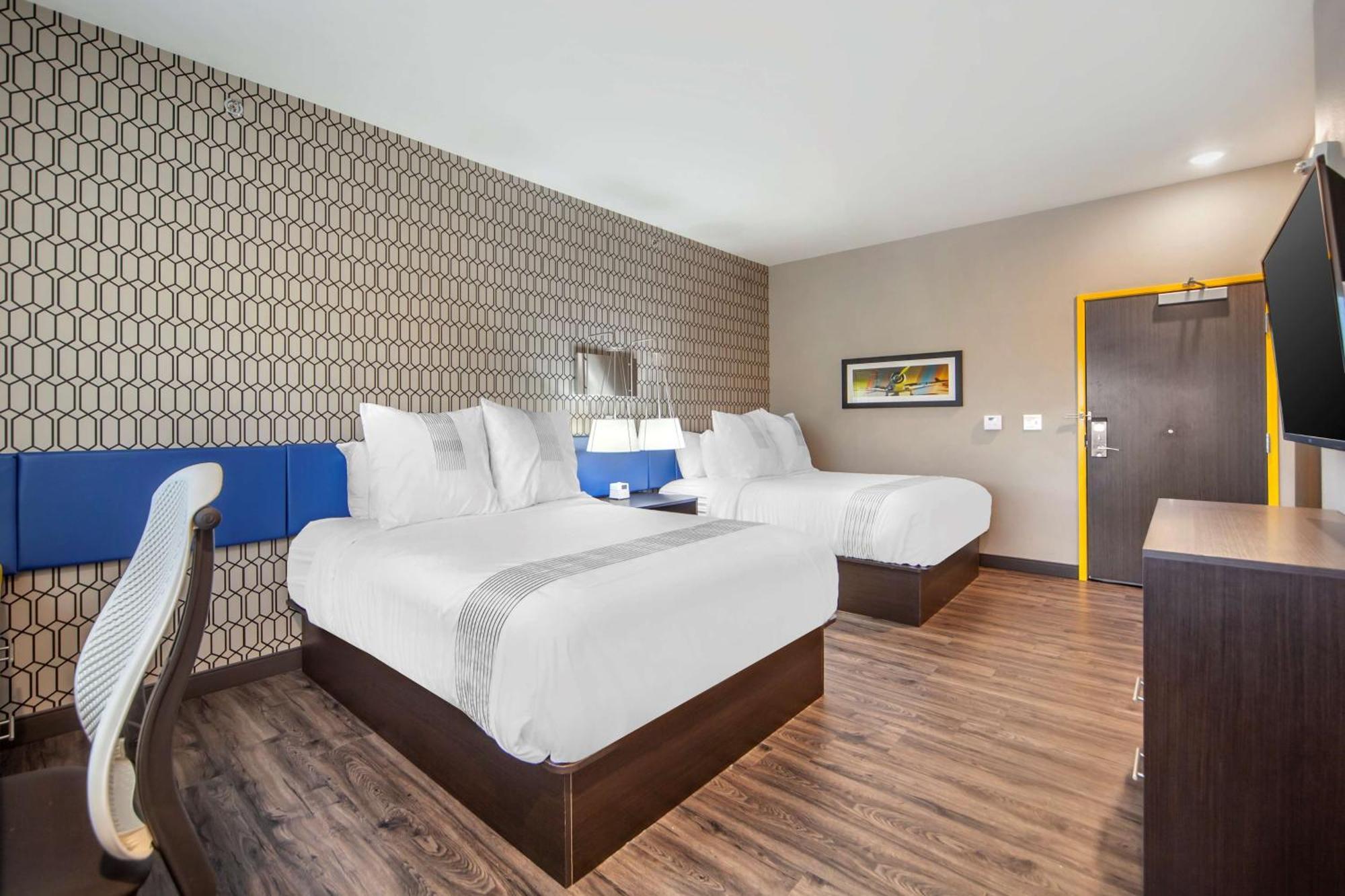 Glo Best Western Dawley Farms In Сиукс Фолс Екстериор снимка