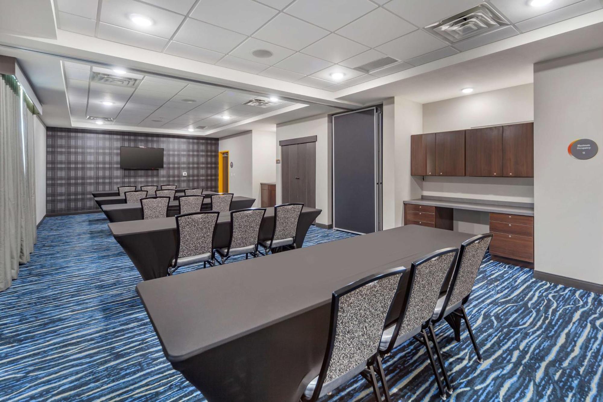 Glo Best Western Dawley Farms In Сиукс Фолс Екстериор снимка